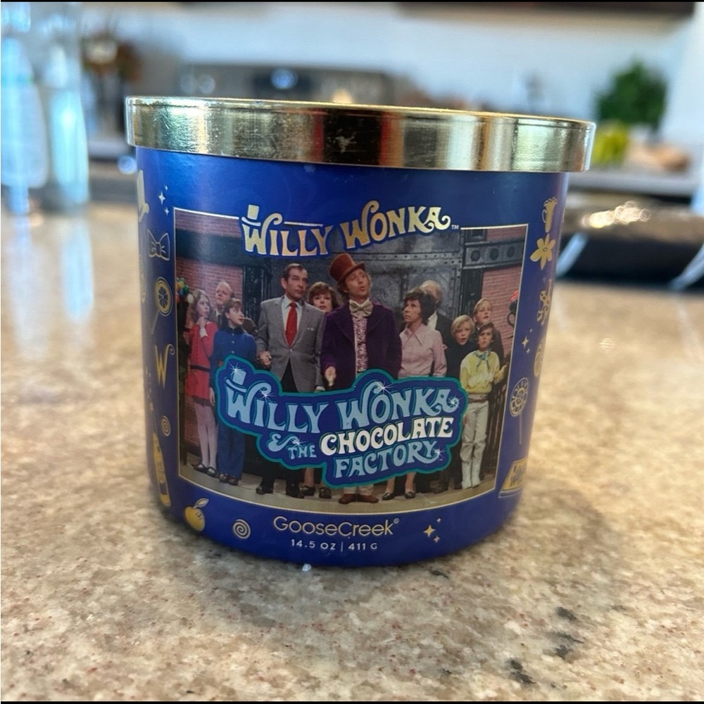 Willy wonka and the chocolate factory candle